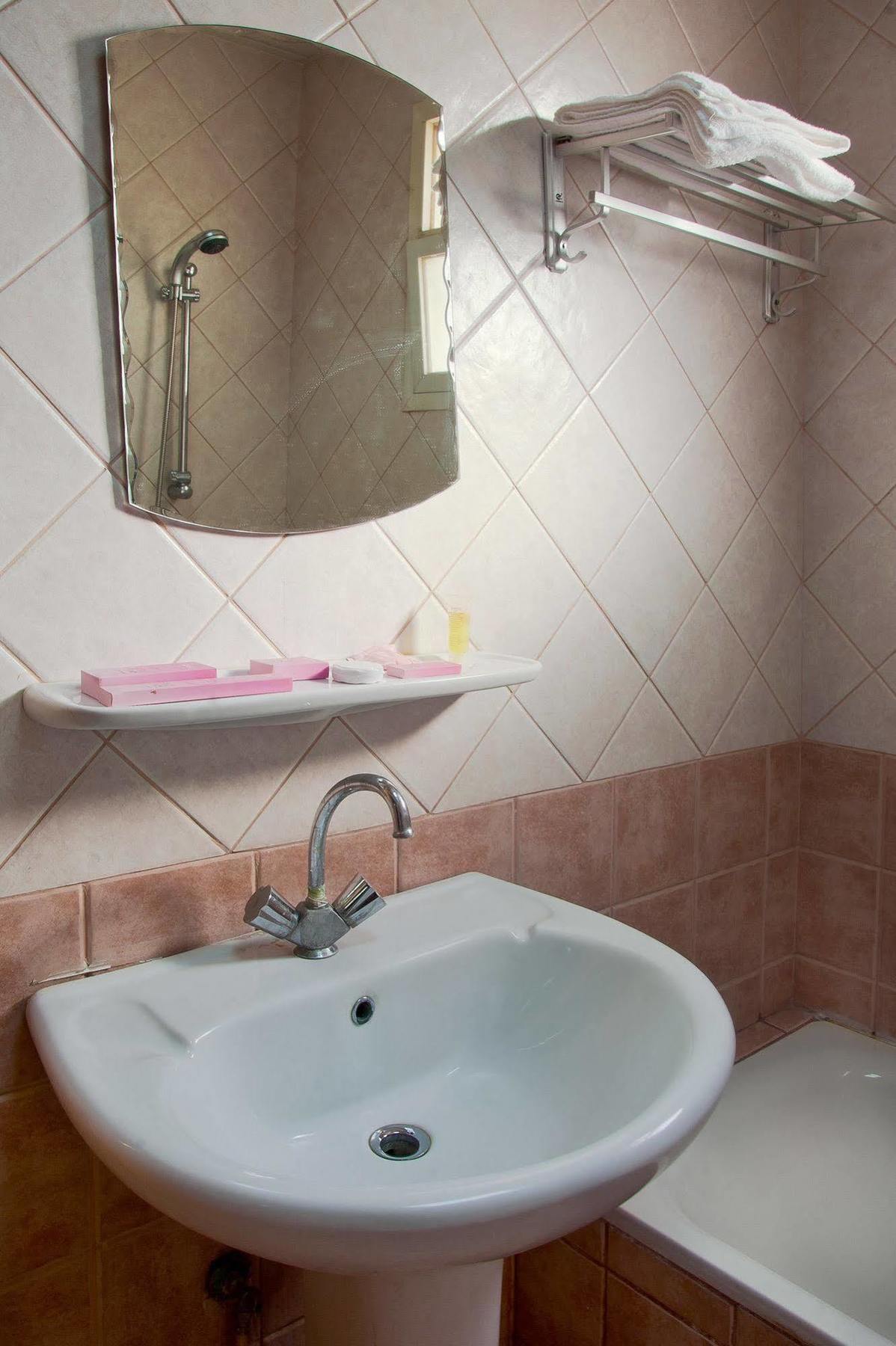 Al Farhan Hotel Suites Al Aqiq Riyadh Eksteriør billede